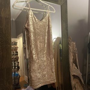 Crushed velvet beige mini dress